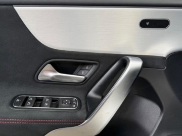 Mercedes Klasa A W177/V177 Hatchback Facelifting 2.0 220 190KM 2025 A Klasa 220 4-Matic AMG Line 2.0 (190KM) 2025, zdjęcie 15