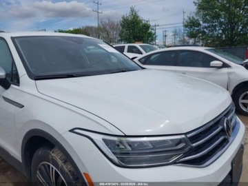 Volkswagen Tiguan III 2024 Volkswagen Tiguan 2024 VOLKSWAGEN TIGUAN 2.0T WOLFSBURG EDITION 2.0 Benzyna, zdjęcie 9