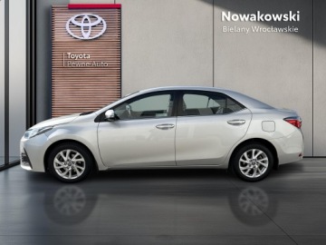 Toyota Corolla XI Sedan Facelifting 1,6 Valvematic 132KM 2018 Toyota Corolla 1.6 Premium MS EU6 Seria E16 (2012-, zdjęcie 3
