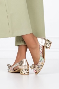 КОЖАНЫЕ ТУФЛИ ЖЕНСКИЕ С ЦВЕТАМИ, ДЕКОРАТИВНЫМ БАНТОМ, НИЗКИЙ КАБЛУК, размер 39