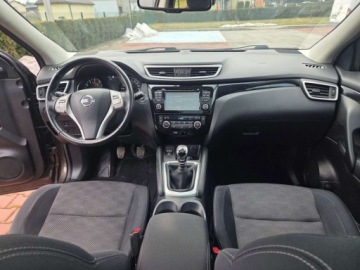 Nissan Qashqai II Crossover 1.2 DIG-T 115KM 2014 Nissan Qashqai Panorama Dach Nawicacja Kamera Cofania 1.2 Benzyna 115KM, zdjęcie 13
