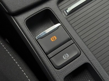 Skoda Octavia IV Scout 1.5 TSI ACT 150KM 2022 Skoda Octavia Virtual Cockpit, tempomat, kamera cofania 1.5 Benzyna 150KM, zdjęcie 32