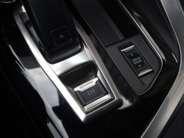 Peugeot 3008 II Crossover Facelifting  1.2 PureTech 130KM 2022 Peugeot 3008 1.2 PureTech, Salon Polska, zdjęcie 20