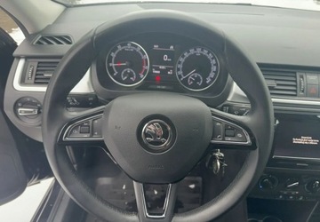 Skoda Rapid II Liftback Facelifting 1.0 TSI 110KM 2018 Skoda RAPID 1.0 TSI 110 KM 6 bieg.manual. Ambition Benzyna 110KM, zdjęcie 15