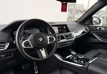 BMW X5 G05 M SUV 4.4 M50i 530KM 2022 BMW X5 I wlasciciel V8 Hak PL Gwarancja Bezwypadkowy FVAT23, zdjęcie 26