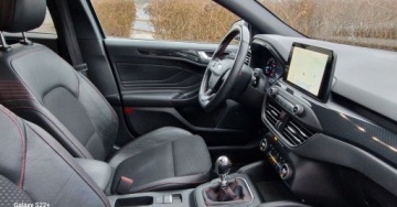 Ford Focus IV Kombi 1.5 EcoBoost 150KM 2019 Ford Focus ST-Line - Full Led - Skora - Navi - Full Opcja 1.5 Benzyna, zdjęcie 6