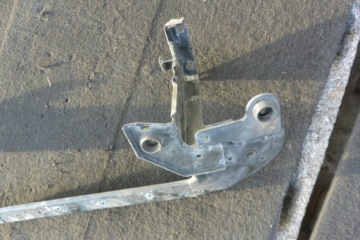 MASERATI QUATTROPORTE VI НИЖНЯЯ ПАЛКА РАДИАТОРА