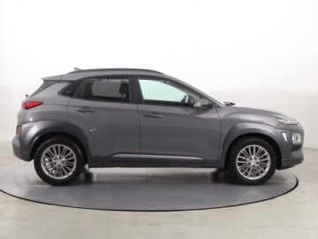 Hyundai Kona I Crossover 1.0 T-GDI 120KM 2018 Hyundai Kona 1.0 T-GDI, Salon Polska, zdjęcie 5