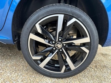 Skoda Kamiq Crossover Facelifting 1.5 TSI 150KM 2025 SKODA Kamiq Monte Carlo 1.5 TSI DSG Suv 150KM 2025, zdjęcie 11