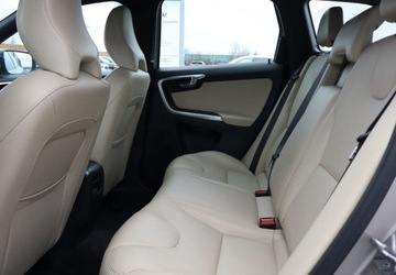 Volvo XC60 I SUV Facelifting 2.0 D3 136KM 2015 Volvo XC 60 2.0D 136KM Manual MOMENTUM II Wlasciciel Serwisowany 2.0, zdjęcie 14