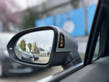 Volkswagen Passat B8 Variant Facelifting 2.0 TDI SCR 150KM 2023 Volkswagen Passat |Podgrzewana Kierownica| Masaż|, zdjęcie 10