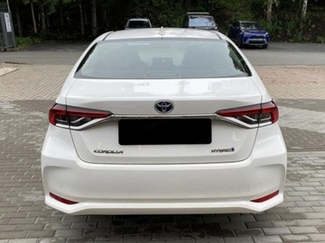 Toyota Corolla XII Sedan Facelifting 1.8 Hybrid 140KM 2025 Od ręki - Comfort 1.8 Hybrid 140KM | Podgrzewane fotele!, zdjęcie 3
