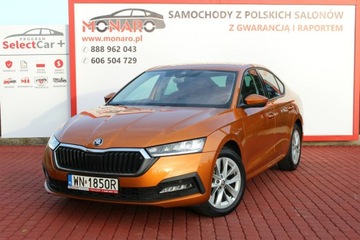 Skoda Octavia IV Liftback 2.0 TDI 150KM 2022 Skoda Octavia AMBITION 2.0 TDI Phoenix Orange Salon PL GWARANCJA SelectCar+
