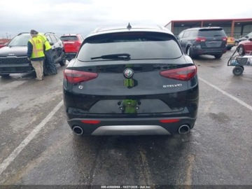Alfa Romeo Stelvio SUV 2.0 Turbo 280KM 2018 Alfa Romeo Stelvio 2018 ALFA ROMEO STELVIO TI AWD 2.0 Benzyna 280KM, zdjęcie 13