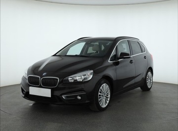 BMW Seria 2 F22-F23-F45-F46 Gran Tourer 220d 190KM 2015 BMW 2 Active Tourer 220d Active Tourer, zdjęcie 1