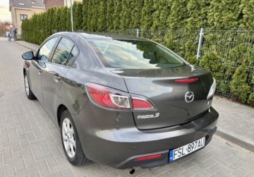Mazda 3 II Sedan 1.6 MZR 105KM 2011 Mazda 3 2011 rok kamera cofania KLIMATRONIK Zadbany 1.6 Benzyna, zdjęcie 6