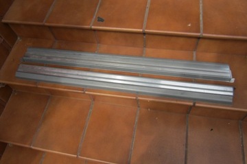 MERCEDES W124 E COUPE LISTWY NAKŁADKI PROGOWE PRÓG