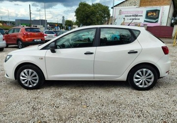 Seat Ibiza IV Hatchback 5d Facelifting 1.4 85KM 2014 Seat Ibiza 1,4Mpi Zadbany 1.4 Benzyna 84KM, zdjęcie 9
