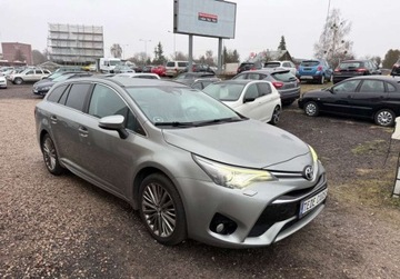 Toyota Avensis III Wagon Facelifting 2015 1.8 Valvematic 147KM 2017 Toyota Avensis 1.8 Benzyna 147KM, zdjęcie 2