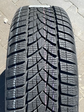 SKODA OCTAVIA II ЗИМНИЕ КОЛЕСА 205/55R16 GOODYEAR