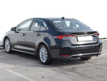 Toyota Corolla XII Sedan 1.5 VVT-i 125KM 2022 Toyota Corolla 1.5 VVT-i, Salon Polska, zdjęcie 3