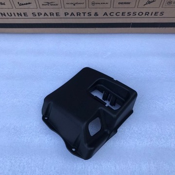 Vespa GTS wypełnienie w kokpit pod USB wersja z ABS NOWE