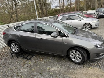 Opel Astra J Sedan 1.4 Turbo ECOTEC 140KM 2018 Opel Astra Salon PL. Gaz . 1.4 140ps., zdjęcie 3