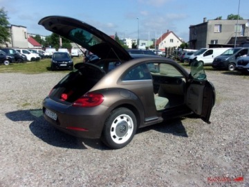Volkswagen Beetle Hatchback 3d 1.2 TSI 105KM 2014 Volkswagen Beetle Automat 1,2 b zarejestrowany w PL 1.2 Benzyna 105KM, zdjęcie 28