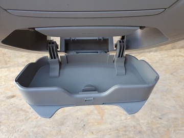 FORD MONDEO MK4 ЛАМПА ДЛЯ ХРАНЕНИЯ В ПОТОЛКЕ С ПОДЪЕМОМ