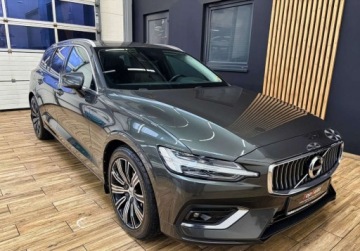 Volvo V60 II  2020 Volvo V60 B4 197KM INSCRIPTION BLIS navi BEZWYPADKOWY automat, zdjęcie 3