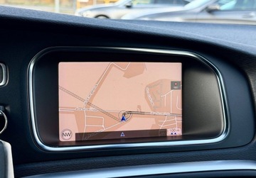 Volvo V40 II Cross Country Facelifting 2.0 T4 190KM 2018 Volvo V40 T4 R-DESIGN 190KM alcantara FULL LED bezwypadkowy 1 wlasciciel F, zdjęcie 23