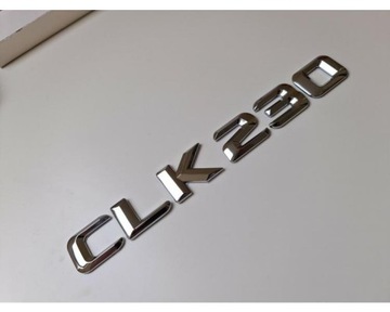 CLK230 STŘÍBRNÁ CHROM ŠTÍTEK Z ČÍSLO  NA ZADNÍ KUFR
