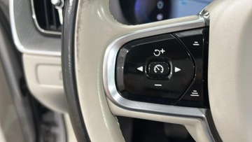 Volvo XC60 II 2022 Volvo XC 60 B5 AWD diesel Plus Dark, zdjęcie 22