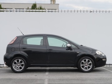 Fiat Punto Punto 2012 Hatchback 3d 1.2 8v 69KM 2014 Fiat Punto 1.2, Klima,ALU, zdjęcie 5