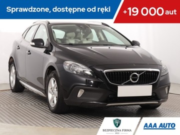 Volvo V40 II Hatchback Facelifting 2.0 T3 152KM 2017 Volvo V40 Cross Country 2.0 T3, Salon Polska