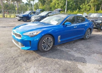 Kia Stinger 2019 Kia Stinger 2019r., Premium, 2L, od ubezpieczalni 2.0 Benzyna 259KM, zdjęcie 2