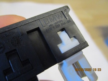 HNÍZDO USB AUX BMW F20 F30 F48 MINI F56 9229246
