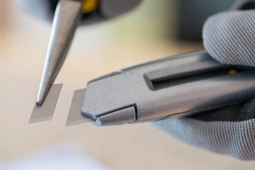 Нож STANLEY 10-018 INTERLOCK, сломанное лезвие 18 мм.