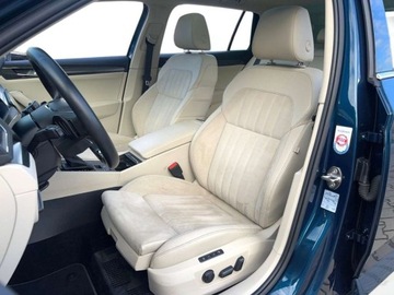 Skoda Superb III Kombi Facelifting 2.0 TDI SCR 150KM 2021 Skoda Superb 2.0TDI 150KM Style DSG SerwisASO Panorama Matrix Navi Hak FV23, zdjęcie 9