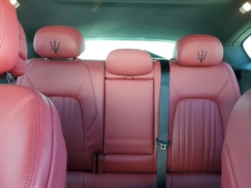 Maserati Levante 2022 Maserati Levante Base 2022 3.0l 3.0 Benzyna 345KM, zdjęcie 10