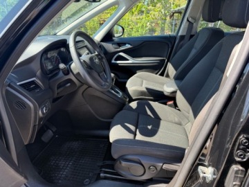 Opel Zafira C Tourer Facelifting 2.0 diesel 170KM 2017 Opel Zafira AUTOMAT NAWIGACJA KAMERA COFANIA KLIMATYZACJA TEMPOMAT 2.0, zdjęcie 4