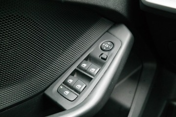 BMW Seria 1 F40 2021 BMW 118 BMW 118i LED PDC Podgrzewane Fotele BSI, zdjęcie 18