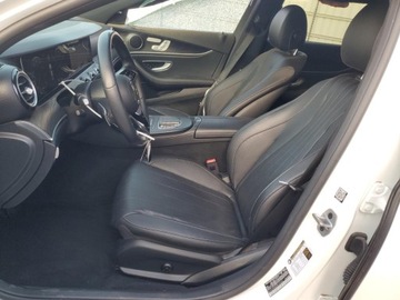 Mercedes Klasa E W214 2023 Mercedes-Benz Klasa E 350 2023 2.0l 2.0 Benzyna 255KM, zdjęcie 7