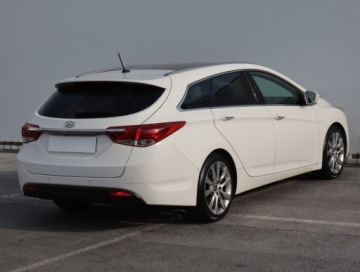 Hyundai i40 Kombi 2.0 GDI 177KM 2012 Hyundai i40 2.0 GDI, Skóra, Navi, Xenon, Klima, zdjęcie 4