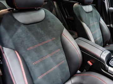 Mercedes GLA II Off-roader Facelifting 1.3 200 163KM 2025 MERCEDES-BENZ GLA 200 AMG Line Suv 1.3 (163KM) 2025, zdjęcie 3