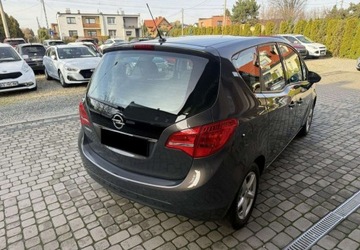 Opel Meriva II Mikrovan Facelifting 1.4 Twinport ECOTEC 100KM 2016 Opel Meriva 1,4 100KM Klimatyzacja 2xPDC 1Wlasciciel 1.4 Benzyna 100KM, zdjęcie 6