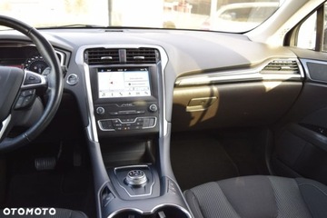 Ford Mondeo V Kombi Facelifting 2.0 EcoBlue 190KM 2019 Ford Mondeo 2.0 EcoBlue 190KM Lift Automat Titanium Full LED Navi Kamera A, zdjęcie 28