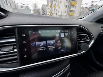 Peugeot 308 II SW 1.2 PureTech 130KM 2015 Peugeot 308 1.2 130 e-THP Start &amp; Stop Active 2015r, zdjęcie 18
