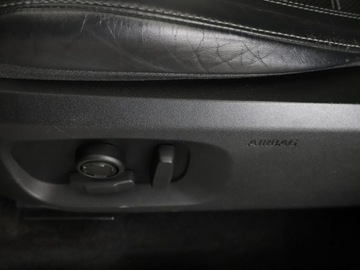 Land Rover Range Rover Evoque I SUV 5d Facelifting 2.0D TD4 180KM 2018 Land Rover Range Rover Evoque 4x4 automat skóra, zdjęcie 35