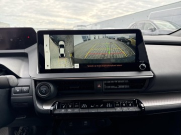 Toyota Prius V (XW60) 2.0  Hybrid Dynamic Force Plug-in 223KM 2023 Toyota Prius Plug-in Hybrid Executive V (2023-), zdjęcie 15